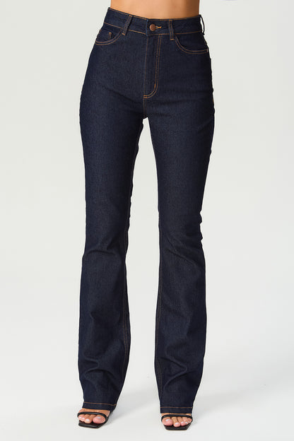 Calça jeans boot cut classic Fato Básico