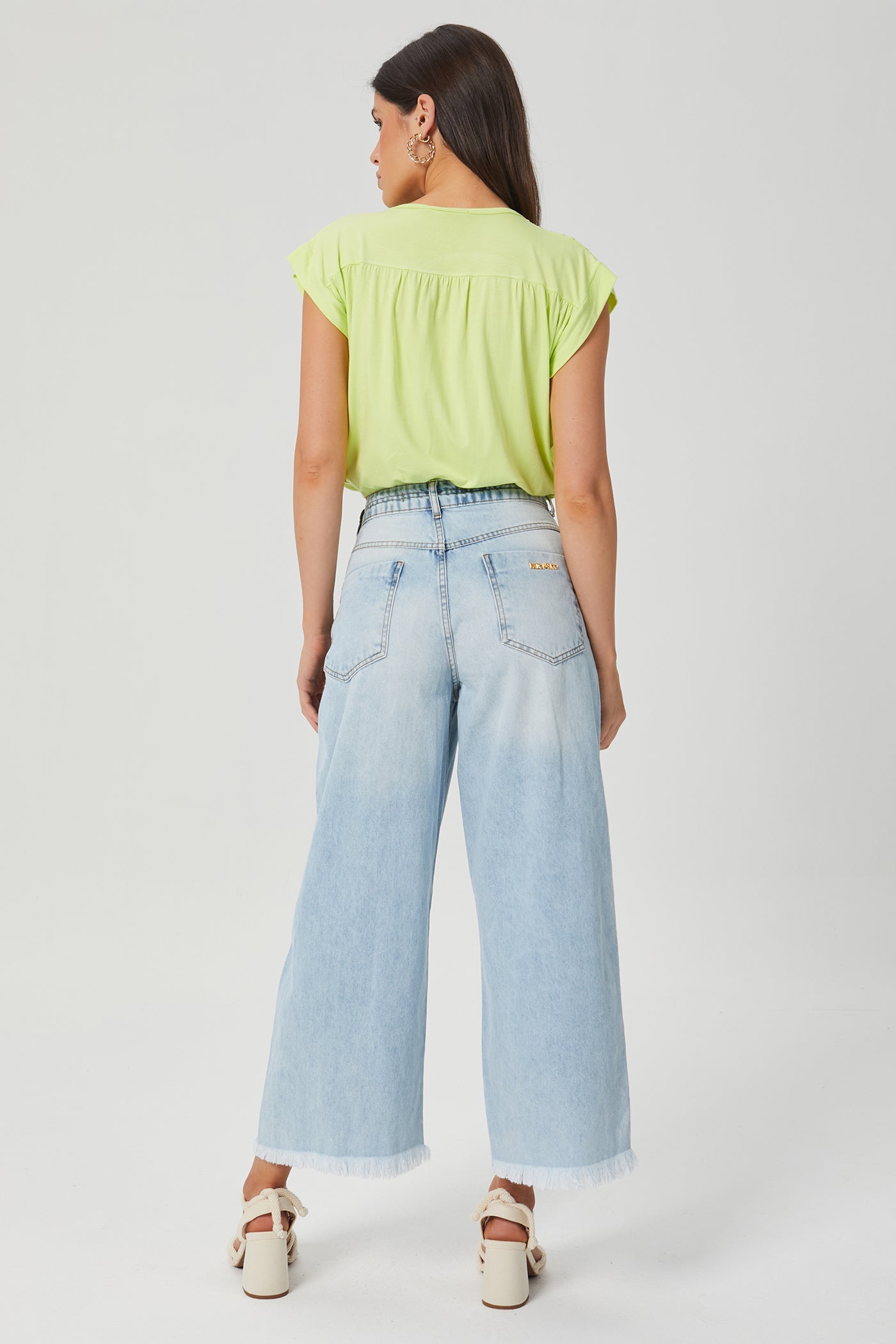 Calca wide leg cropped jeans Fato Básico - FATO BÁSICO