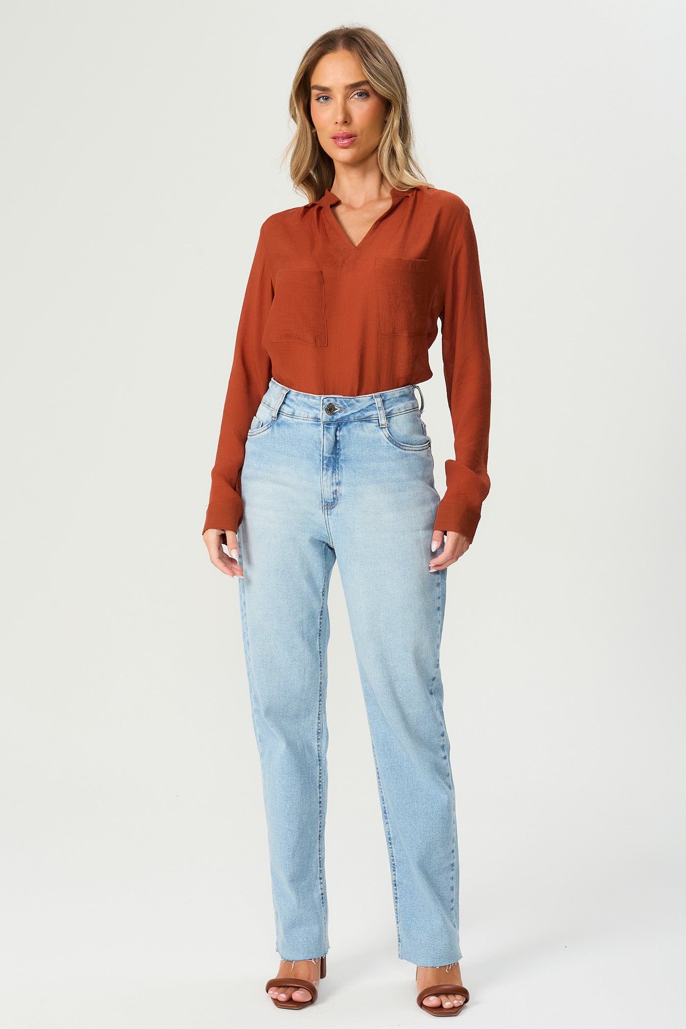 Calça jeans reta barra fio Fato Básico