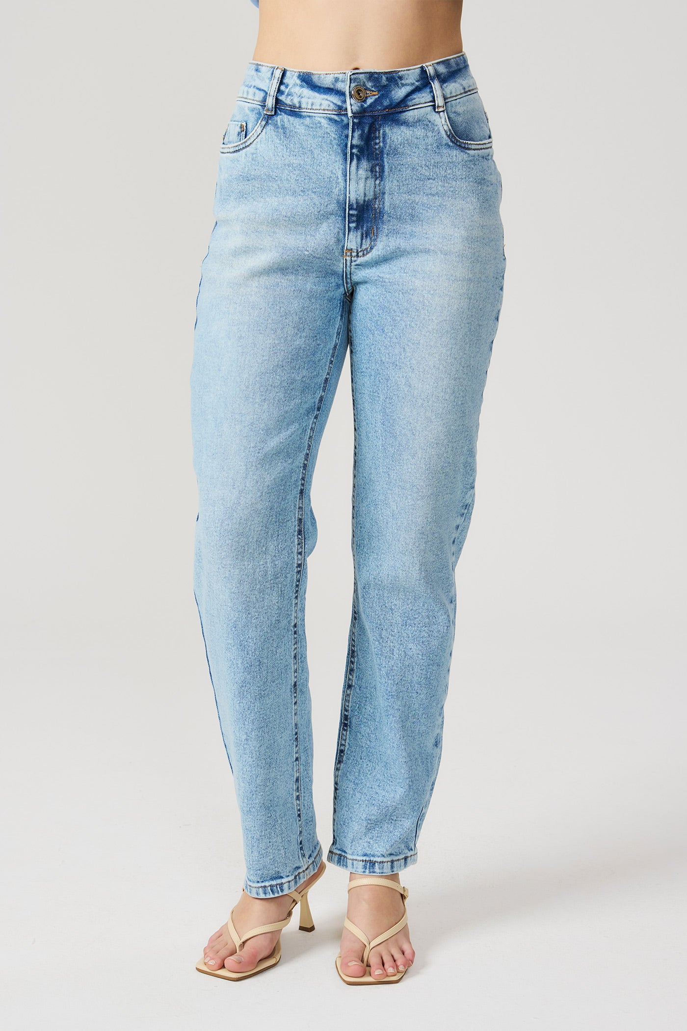 Calça reta lavagem vintage