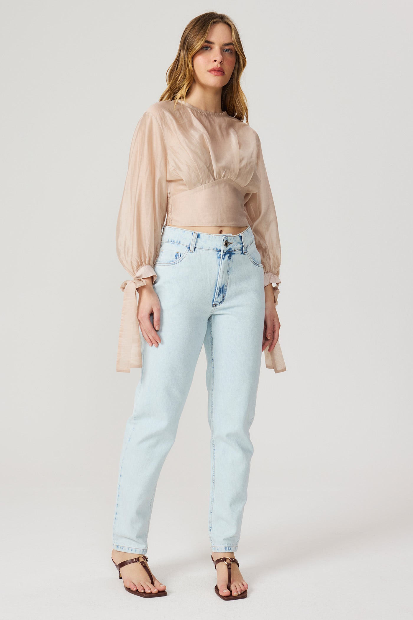 Calça jeans reta lavação clara Fato Básico