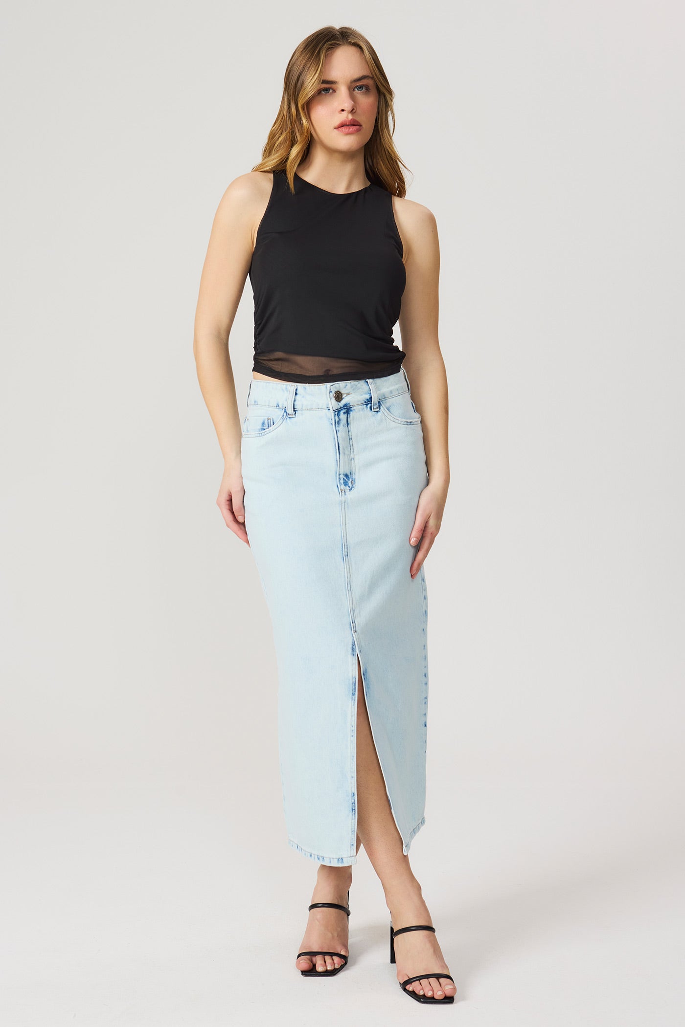 Saia coluna jeans Fato Básico