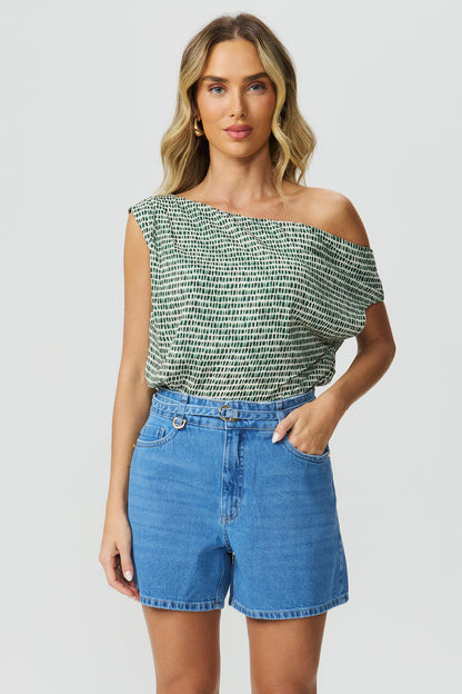 Shorts jeans perfecto com cinto Fato Básico