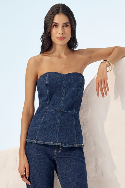 BLUSA SEM ALCA COM RECORTE