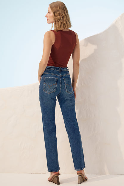 Calça jeans reta five pockets Fato Básico