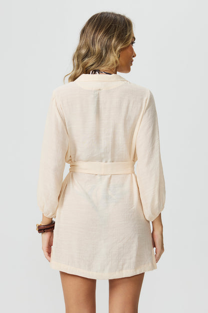 Saída de praia baunilha detalhe amarração Fato Básico