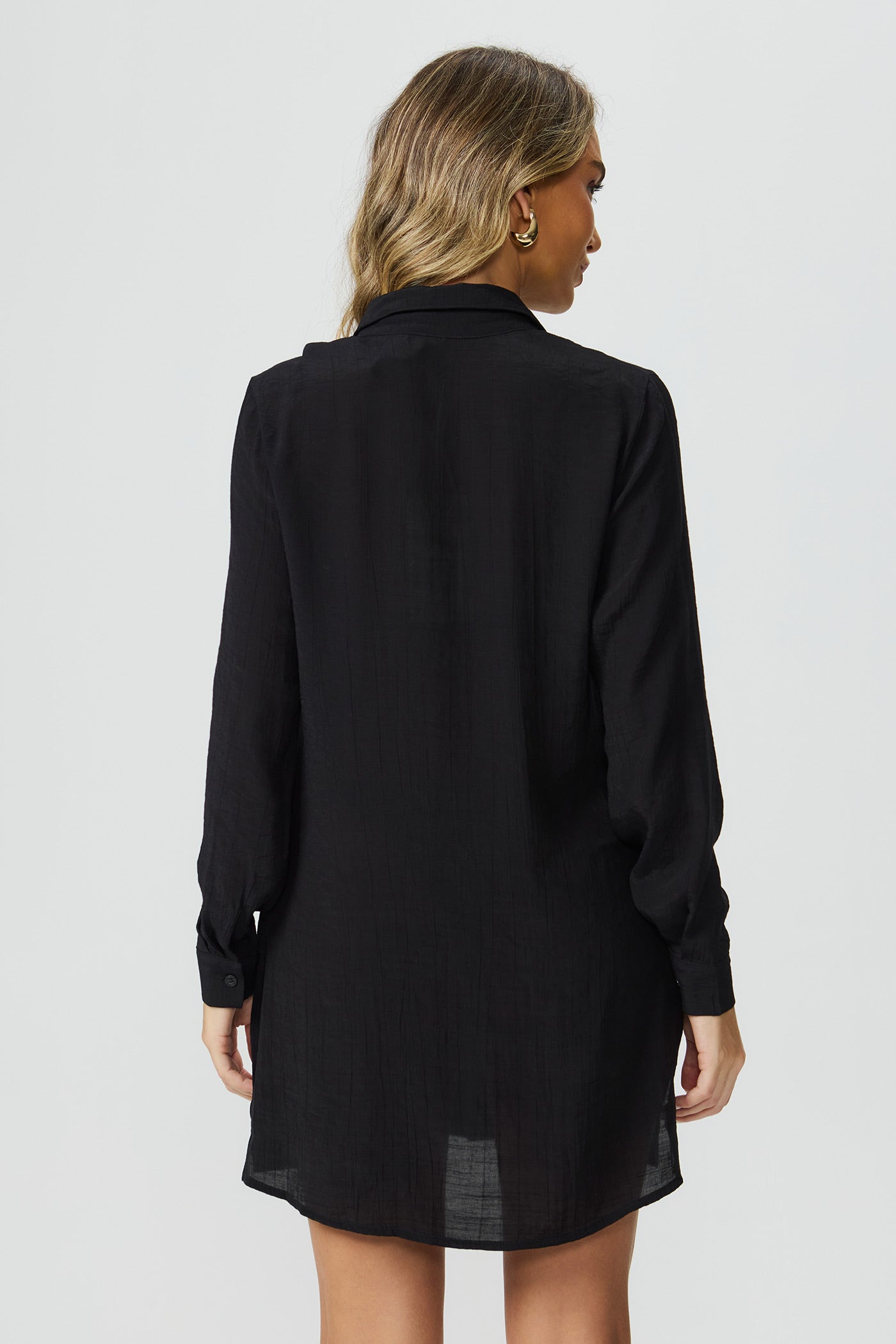 Camisa saída de praia preta Fato Básico